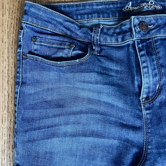 AMERICAN RAG DISTRESSED JEANS - Picture 6 of 8